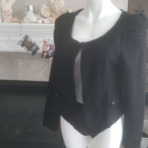 blue bird. Textured tiny ruffled edge sweater. L